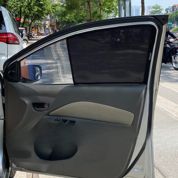 MAZDA 2 2016-2025 custom-fit car window sun shades — photo 1