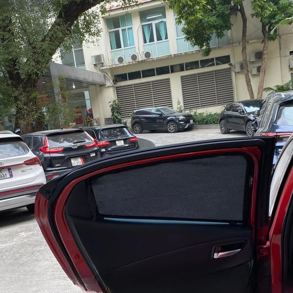MAZDA 2 2016-2025 custom-fit car window sun shades — photo 2