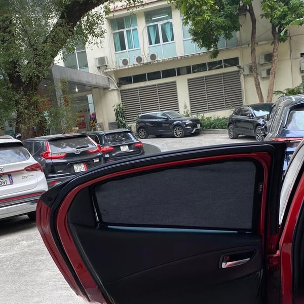 MAZDA 2 2016-2025 custom-fit car window sun shades — photo 8