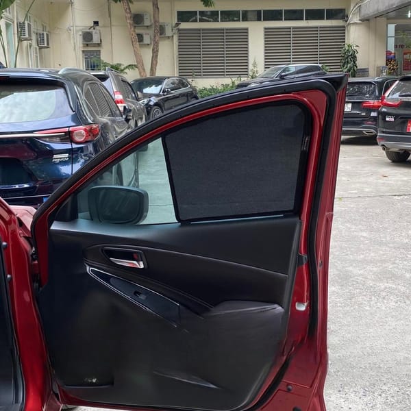 MAZDA 2 2016-2025 custom-fit car window sun shades — photo 11