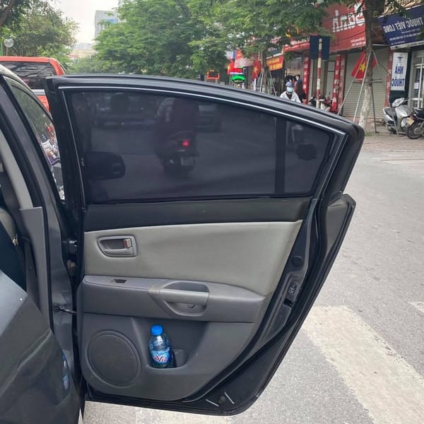 MAZDA 3 2004-2008 custom-fit car window sun shades — photo 5