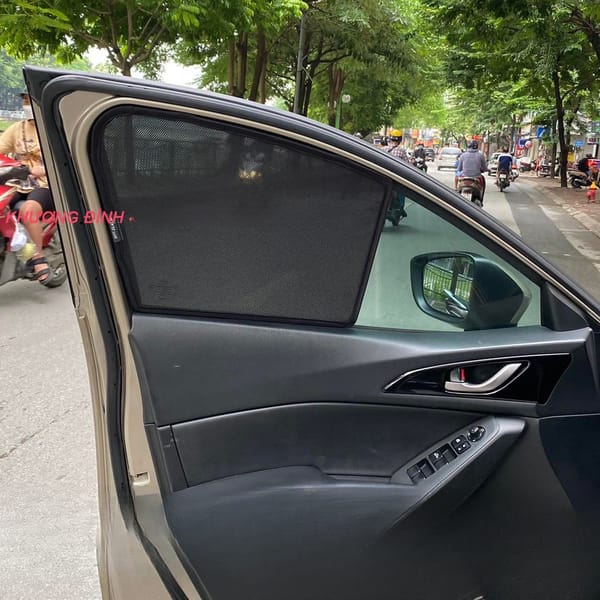 MAZDA 3 2014-2019 custom-fit car window sun shades — photo 2
