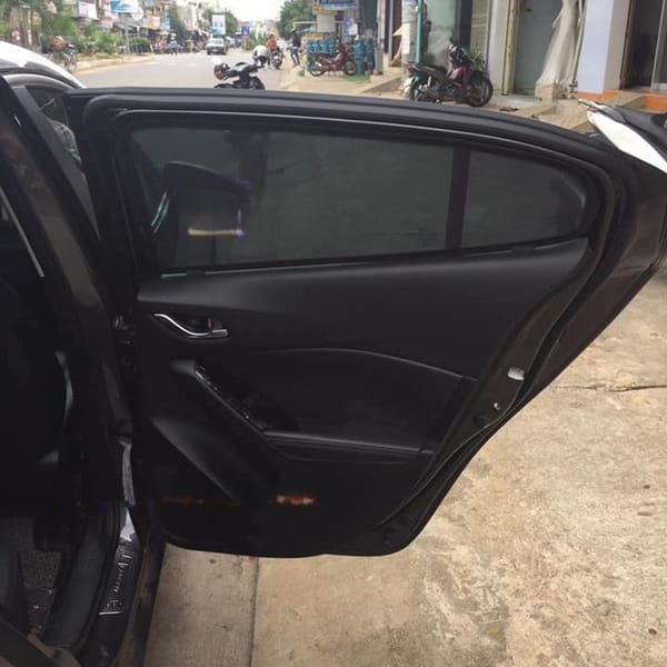 MAZDA 3 2014-2019 custom-fit car window sun shades — photo 7
