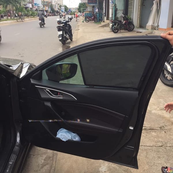 MAZDA 3 2014-2019 custom-fit car window sun shades — photo 8