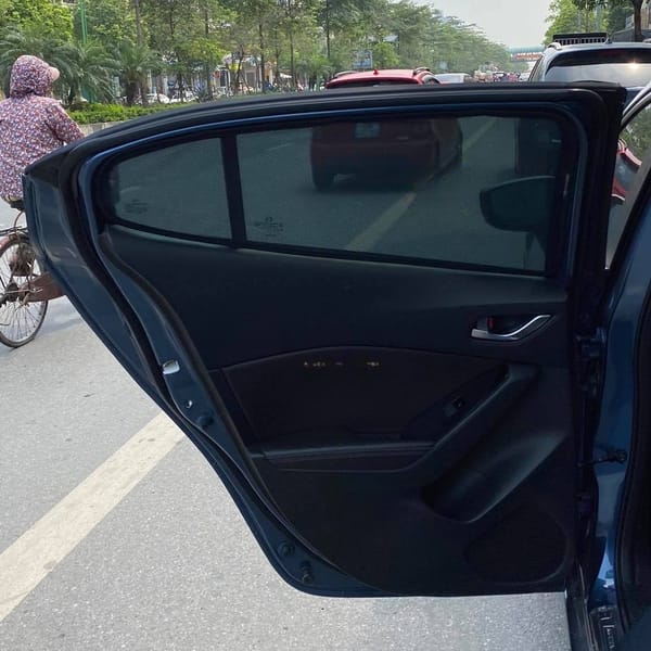MAZDA 3 2014-2019 custom-fit car window sun shades — photo 9