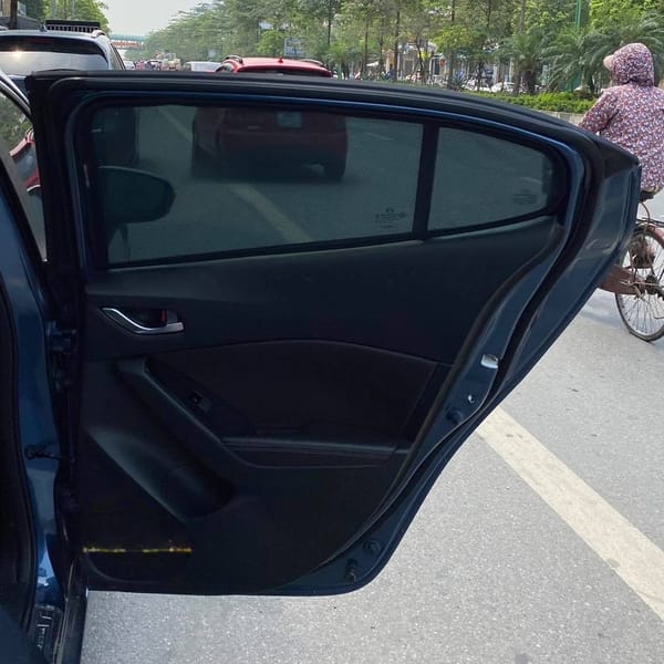 MAZDA 3 2014-2019 custom-fit car window sun shades — photo 11