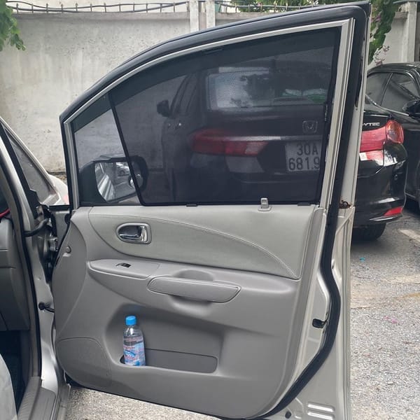 MAZDA PREMACY custom-fit car window sun shades — photo 2