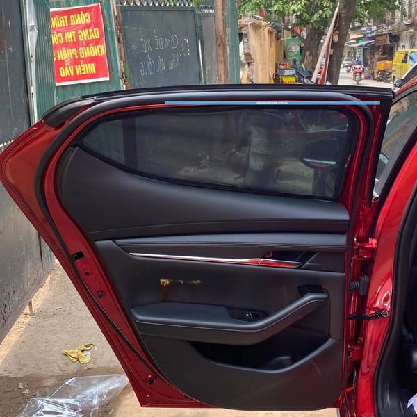 MAZDA 3 HATCHBACK 2020-2025 custom-fit car window sun shades — photo 5