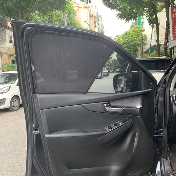MAZDA BT-50 2021-2025 custom-fit car window sun shades — photo 2