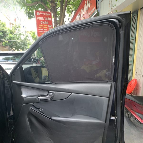 MAZDA BT-50 2021-2025 custom-fit car window sun shades — photo 4