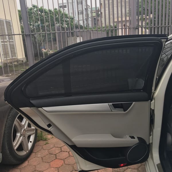 MERCEDES C200 2008-2015 custom-fit car window sun shades — photo 5
