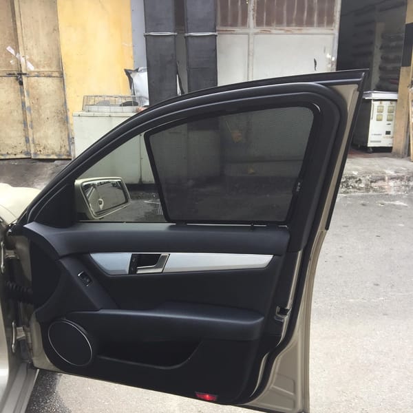 MERCEDES C200 2008-2015 custom-fit car window sun shades — photo 14