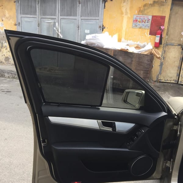 MERCEDES C200 2008-2015 custom-fit car window sun shades — photo 16