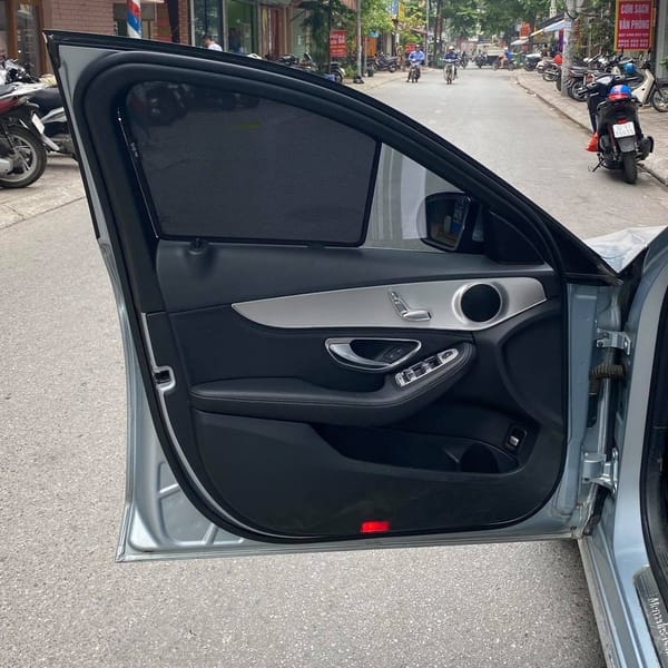 MERCEDES C200 2016-2021 custom-fit car window sun shades — photo 6
