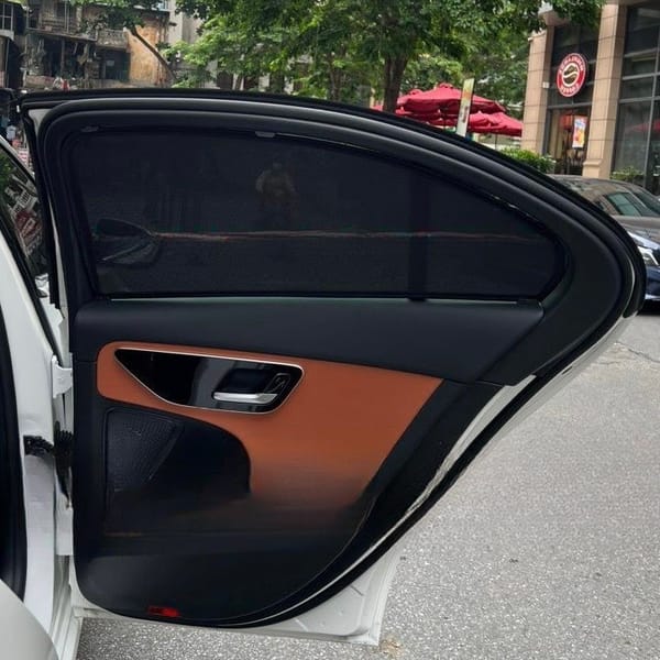 MERCEDES C200 2022-2025 custom-fit car window sun shades — photo 3