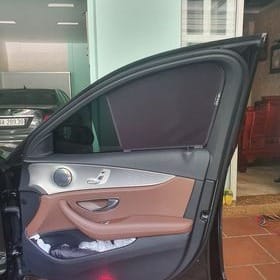 MERCEDES E200 2016-2022 custom-fit car window sun shades — photo 9