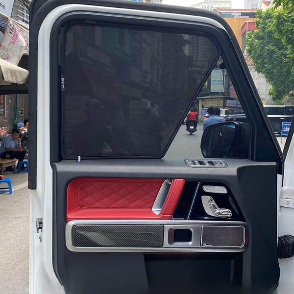 MERCEDES G63 2020-2023 custom-fit car window sun shades — photo 2