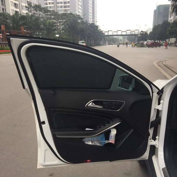 MERCEDES GLA 250 custom-fit car window sun shades — photo 2