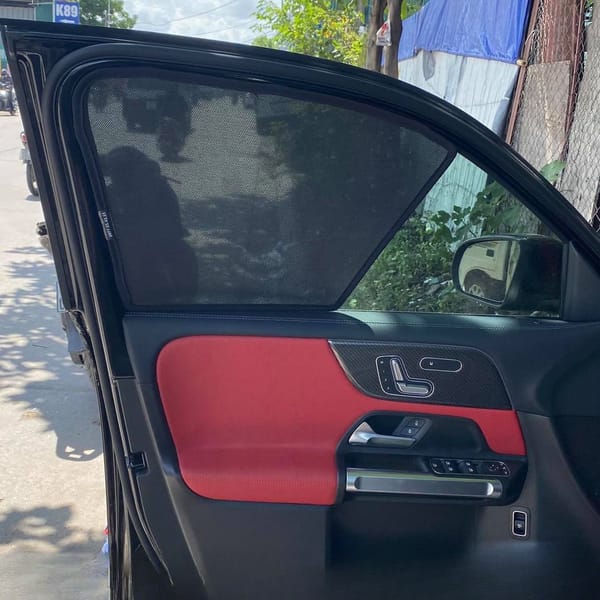 MERCEDES GLB custom-fit car window sun shades — photo 2