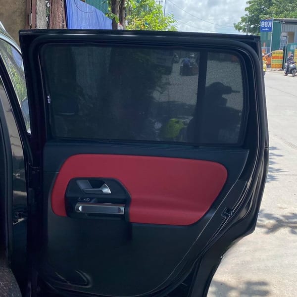 MERCEDES GLB custom-fit car window sun shades — photo 3