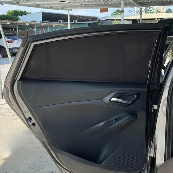 MG MG5 2022-2025 custom-fit car window sun shades — photo 5