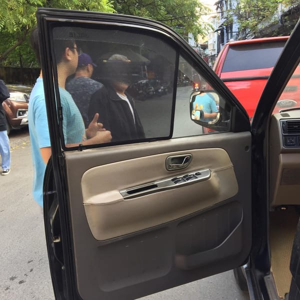 MITSUBISHI JOLIE custom-fit car window sun shades — photo 1