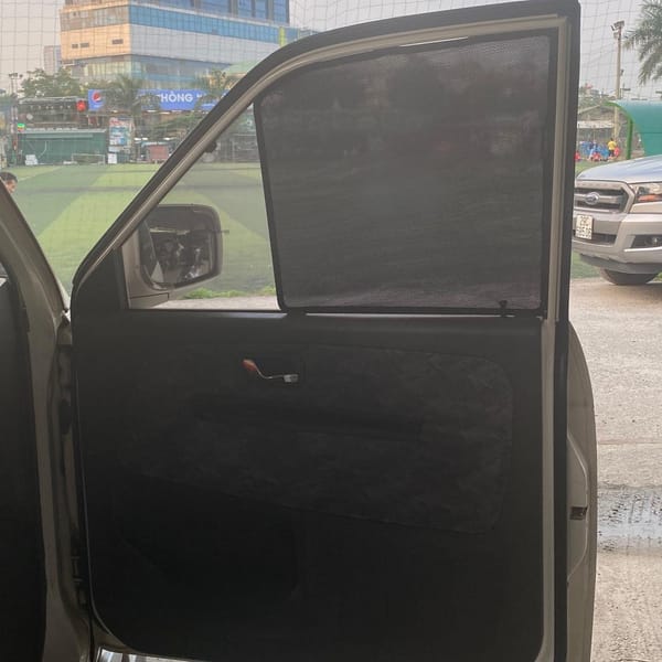 MITSUBISHI JOLIE custom-fit car window sun shades — photo 4