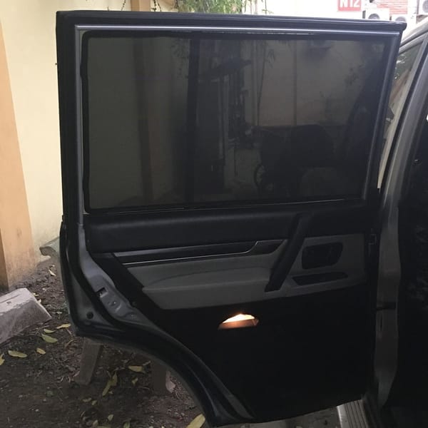 MITSUBISHI PAJERO V73 2000-2006 custom-fit car window sun shades — photo 6