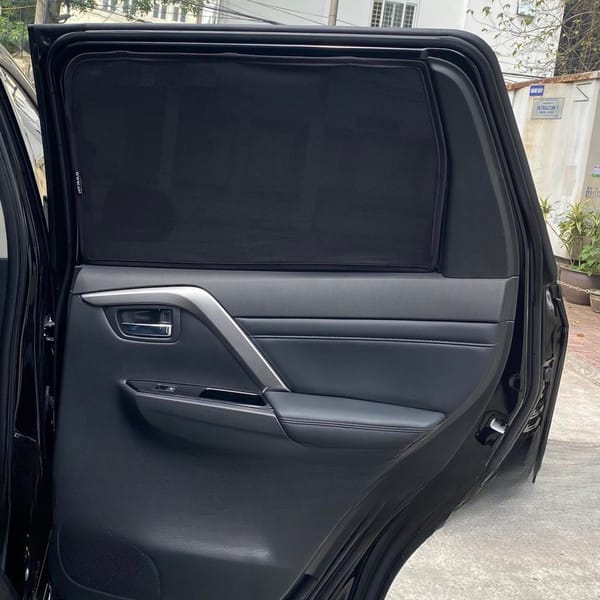 MITSUBISHI PAJERO SPORT 2009-2017 custom-fit car window sun shades — photo 11