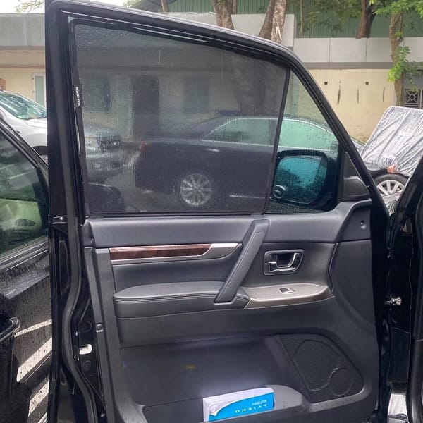 MITSUBISHI PAJERO V93 2015-2019 custom-fit car window sun shades — photo 7