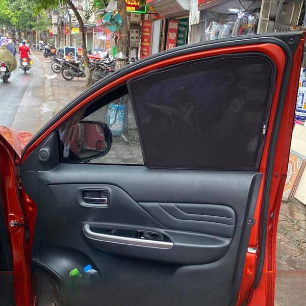 MITSUBISHI TRITON 2015-2018 custom-fit car window sun shades — photo 8