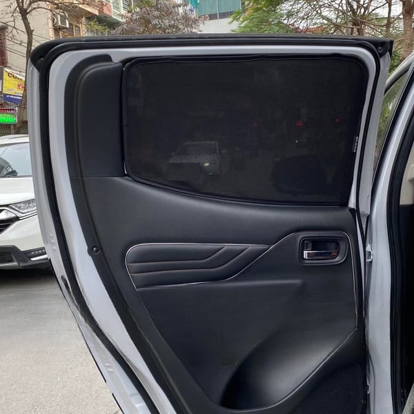 MITSUBISHI TRITON 2019-2023 custom-fit car window sun shades — photo 8