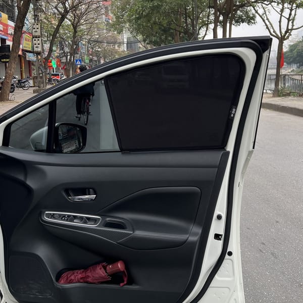 NISSAN ALMERA custom-fit car window sun shades — photo 12