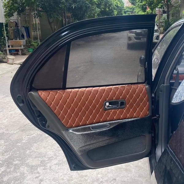 NISSAN BLUEBIRD custom-fit car window sun shades — photo 3