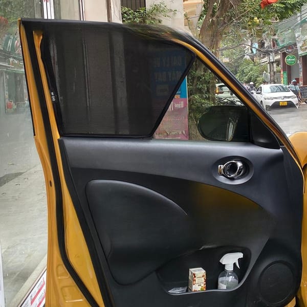 NISSAN JUKE custom-fit car window sun shades — photo 2