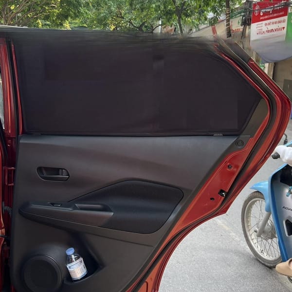 NISSAN KICKS custom-fit car window sun shades — photo 7