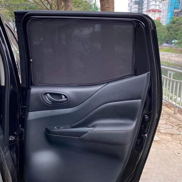 NISSAN NAVARA 2015-2024 custom-fit car window sun shades — photo 6
