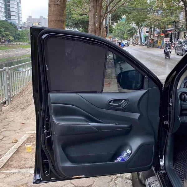 NISSAN NAVARA 2015-2024 custom-fit car window sun shades — photo 8