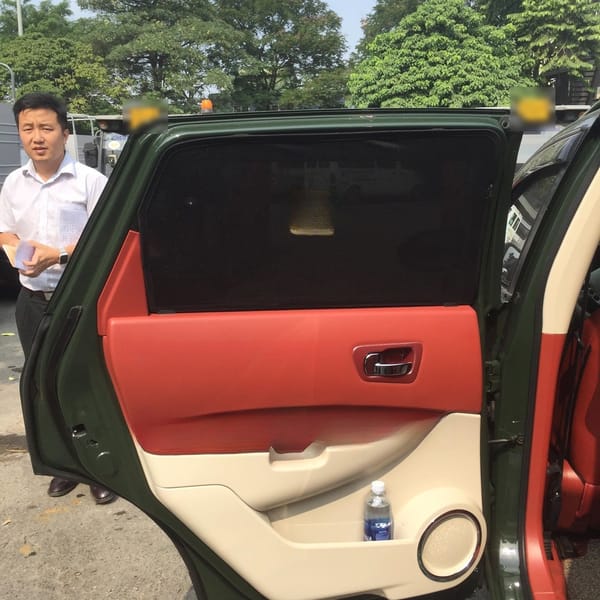 NISSAN QASHQAI 7 seats custom-fit car window sun shades — photo 1