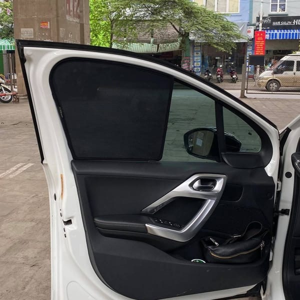 PEUGEOT 208 custom-fit car window sun shades — photo 4
