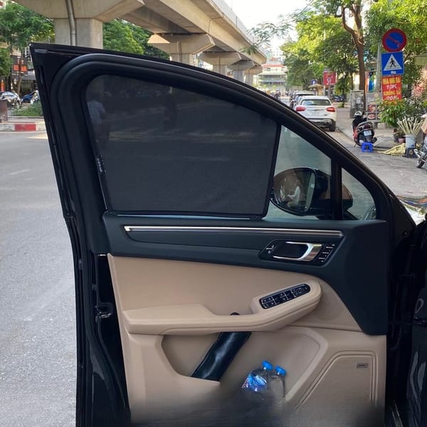 PORSCHE MACAN custom-fit car window sun shades — photo 2