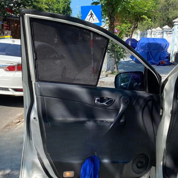 RENAULT KOLEOS custom-fit car window sun shades — photo 2