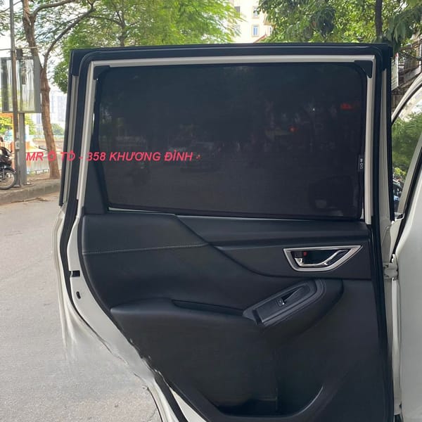 SUBARU FORESTER 2018-2025 custom-fit car window sun shades — photo 5