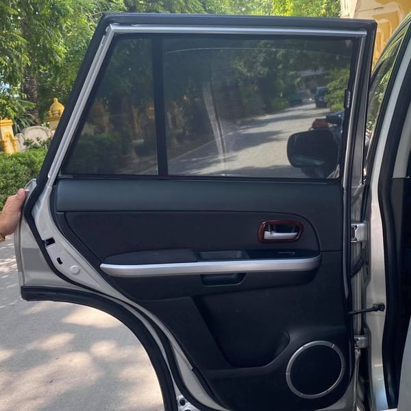SUZUKI GRAND VITARA custom-fit car window sun shades — photo 3