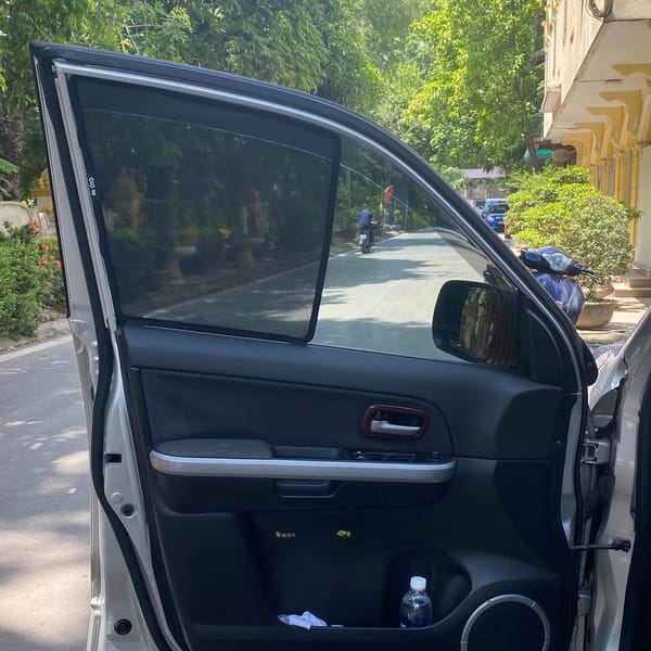 SUZUKI GRAND VITARA custom-fit car window sun shades — photo 4