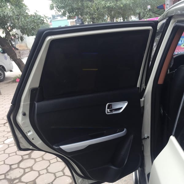 SUZUKI VITARA 2015-2026 custom-fit car window sun shades — photo 1
