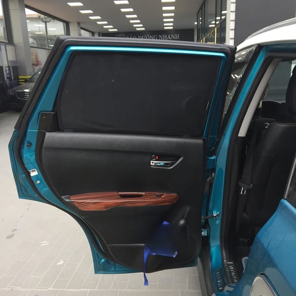 SUZUKI VITARA 2015-2026 custom-fit car window sun shades — photo 7