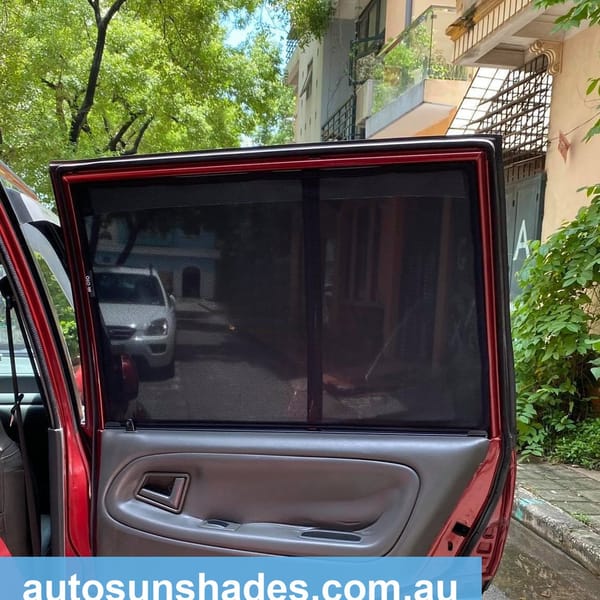 SUZUKI VITARA 2015-2026 custom-fit car window sun shades — photo 19