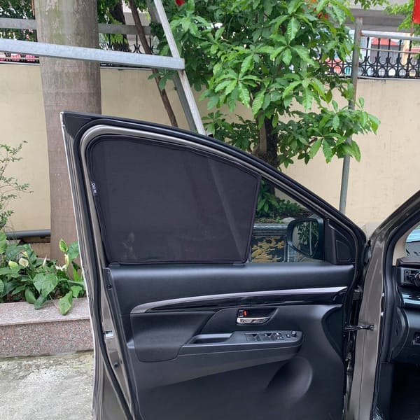 SUZUKI XL7 custom-fit car window sun shades — photo 4