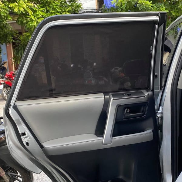 TOYOTA 4RUNNER 2009-2024 custom-fit car window sun shades — photo 3